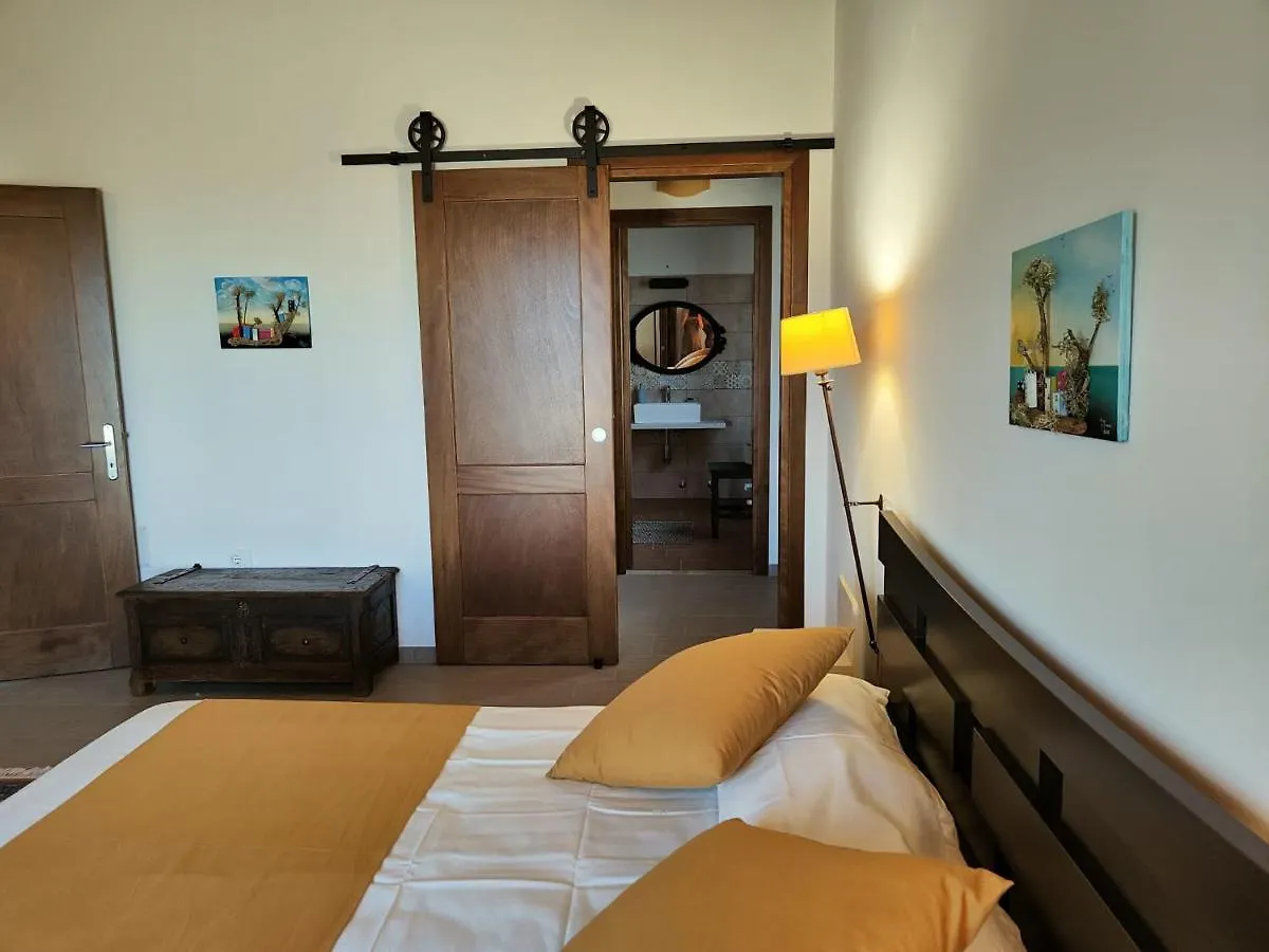 Bed & Breakfast B&b La Casa Nel Vento Torpè