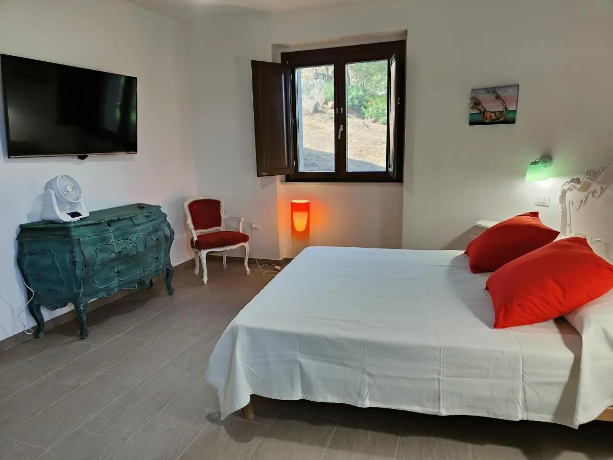 B&b La Casa Nel Vento Torpè 0*,  Italia