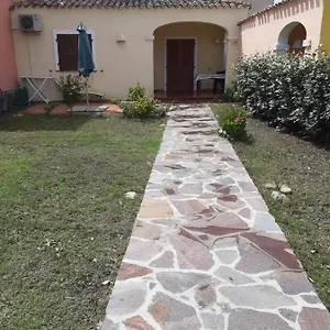 Casa Mirice In Con Piscina Raggiungibile Apiedi Aglientu